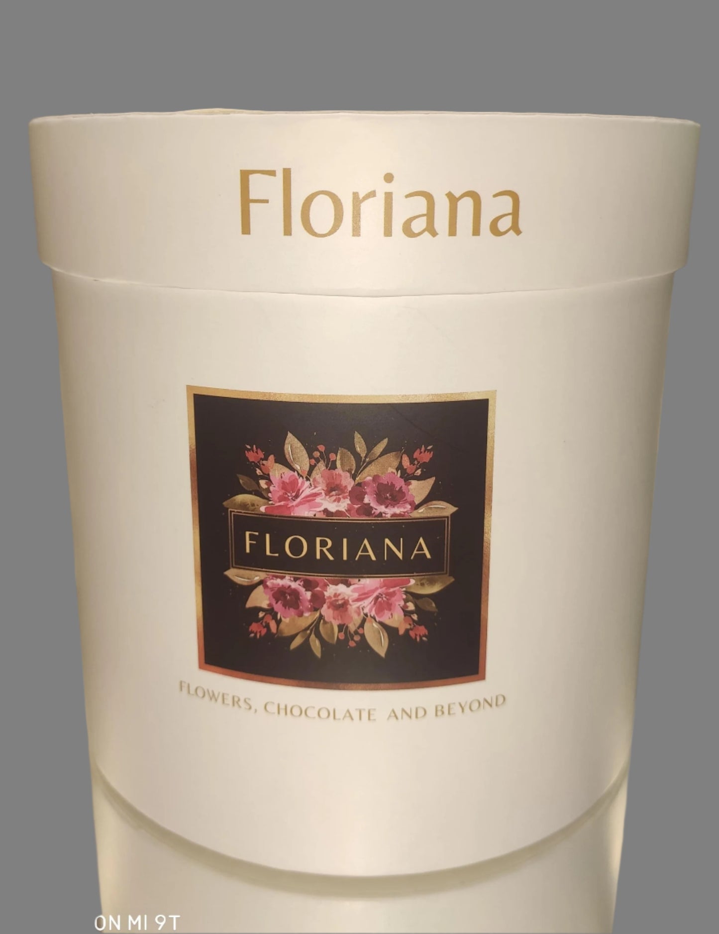 Floriana Round Box White BIG