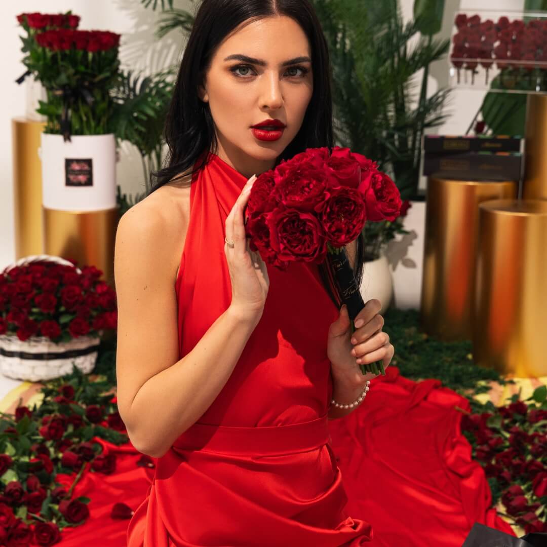 Scarlet Elegance Hand Bouquet